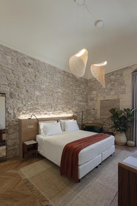 Cool Dreams Luxury Hotel *