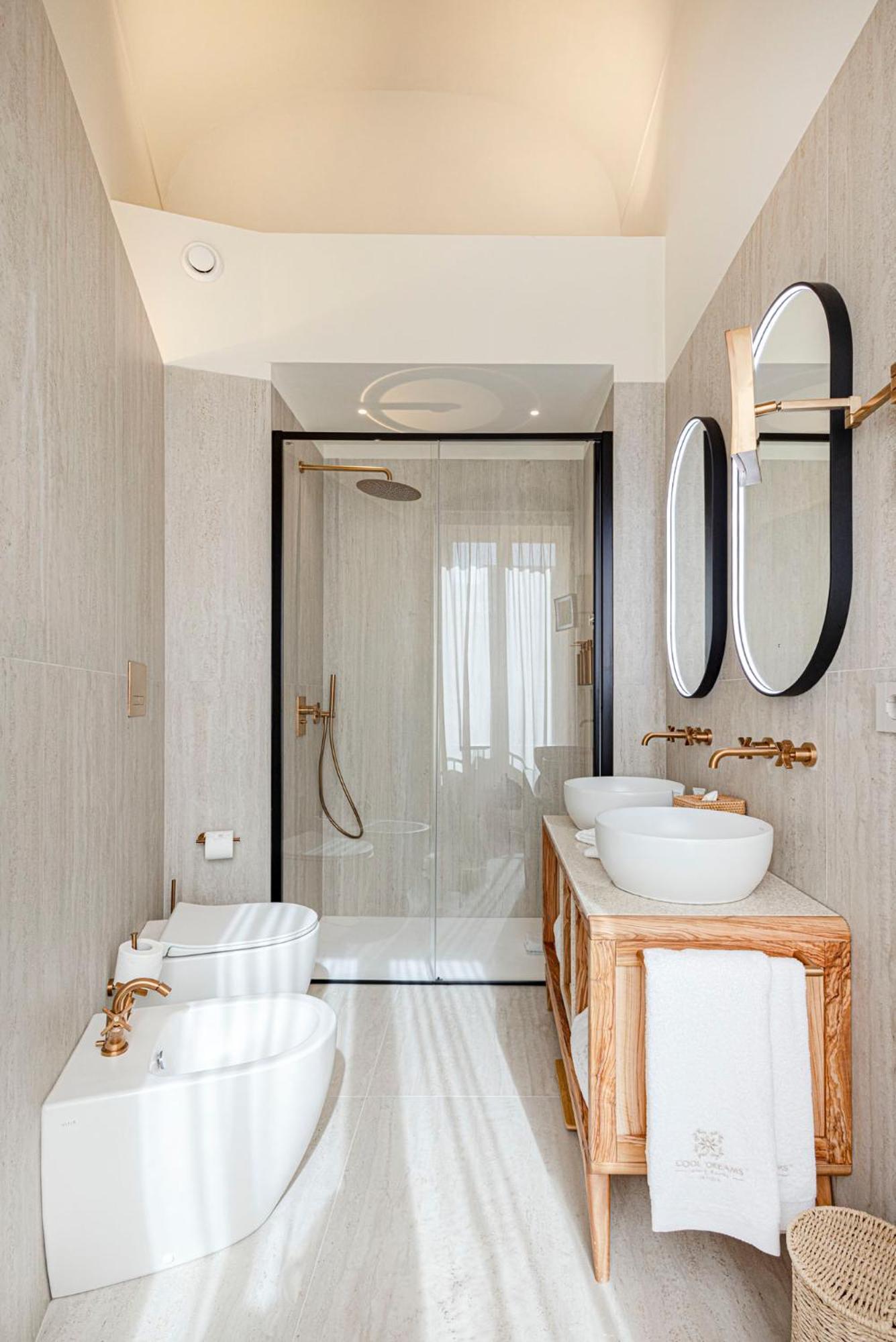 Cool Dreams Luxury