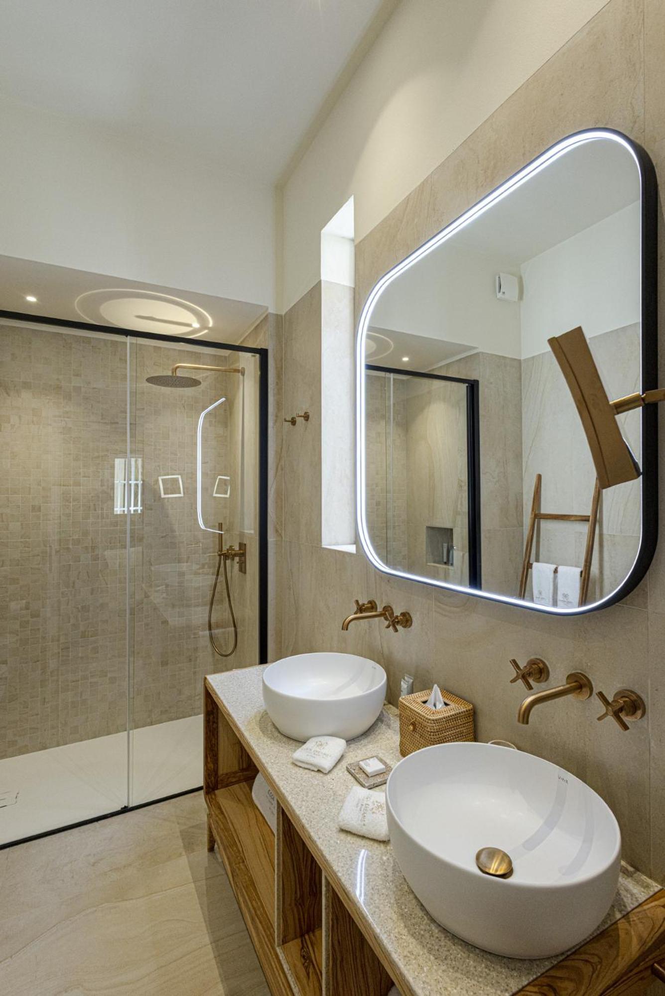 Cool Dreams Luxury Hotel *